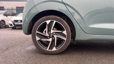 Hyundai i10 1.2 [79] Premium 5dr Auto [Nav] Petrol Hatchback